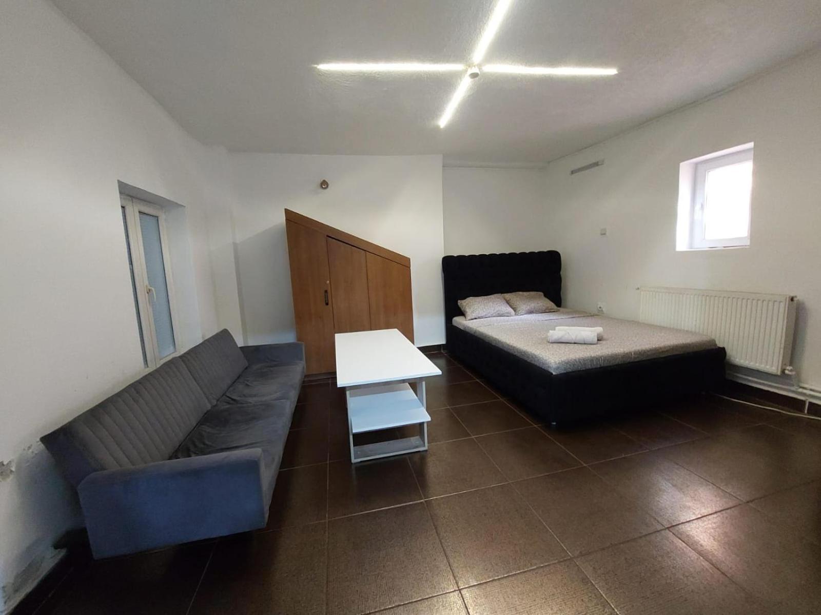 Centru Romana Studio Apartment *